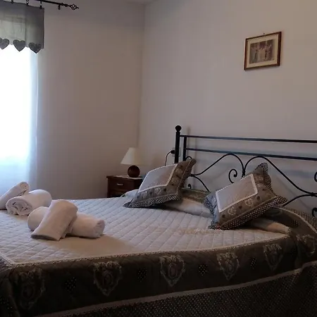 Serre Di Parrano Kır Evi Nocera Umbra